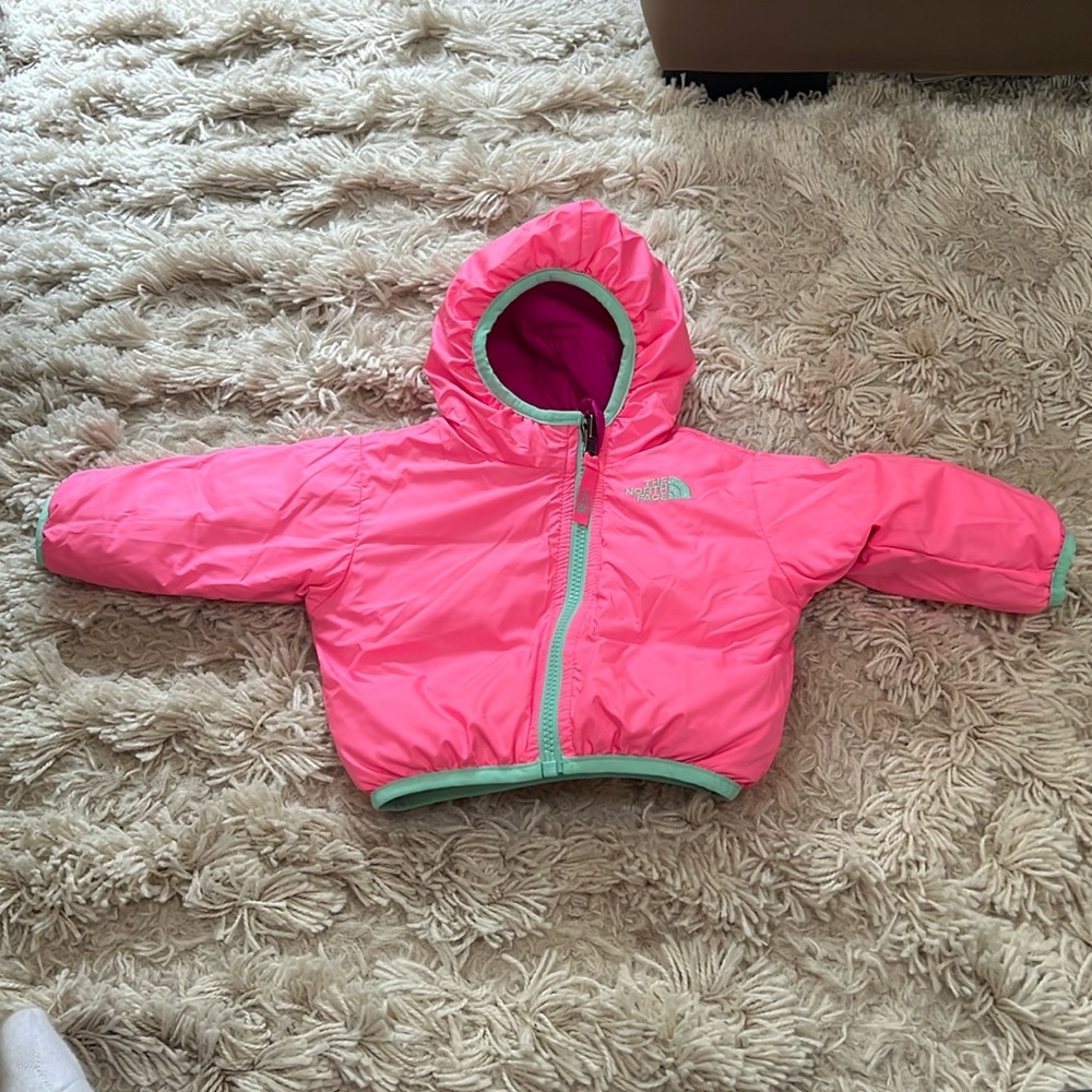 The North Face reversible infant puffer jacket